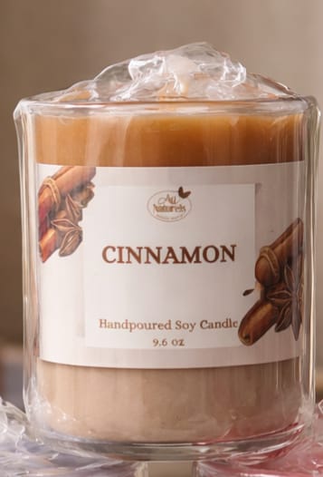 CINNAMON SCENTED CANDLE